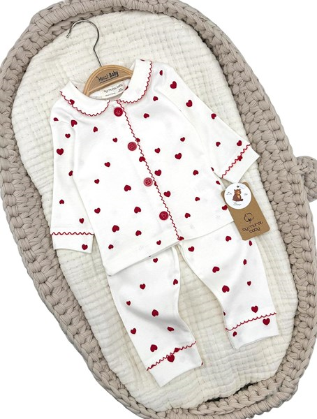 YAKA BİYELİ KALPLİ PİJAMA TAKIM